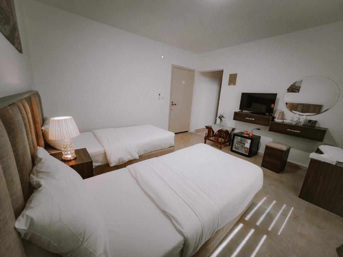 Petra Jewel Luxury Hotel Wadi Musa Ngoại thất bức ảnh